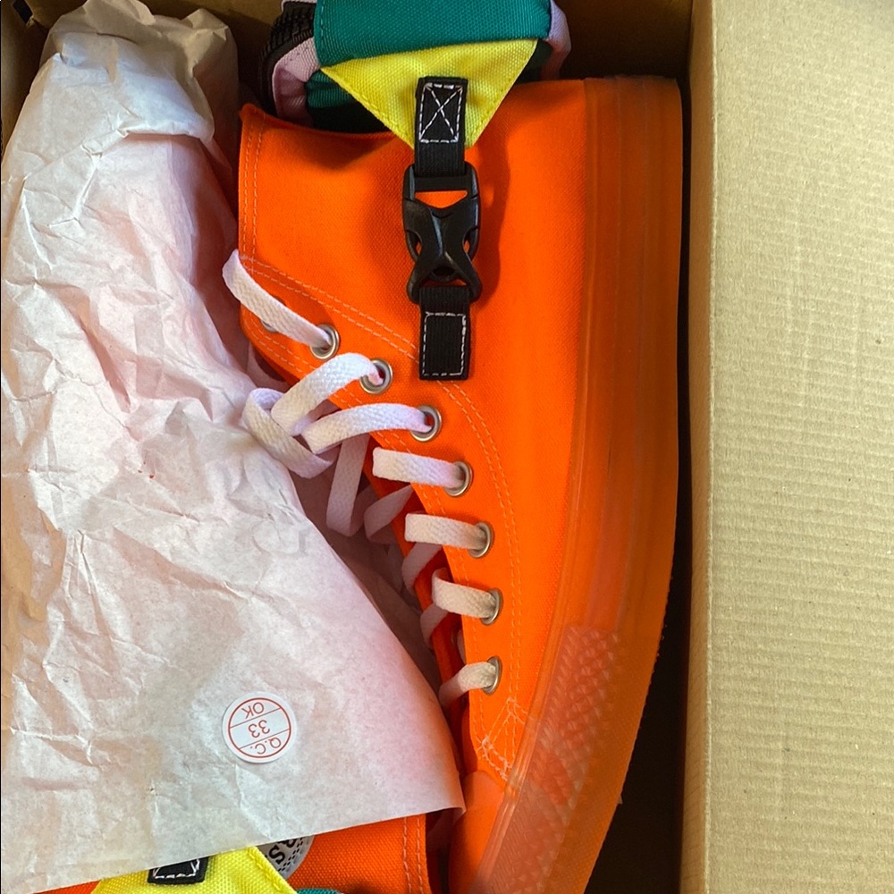 Converse Orange Sneakers Sleek Low-Top Design